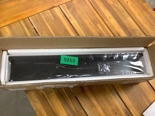 Wall Mounted Shelf - Lot 9265