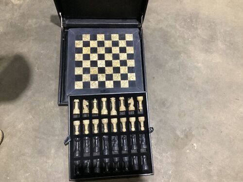 RADICALn Chess Set - 1 Broken Piece - Lot 587