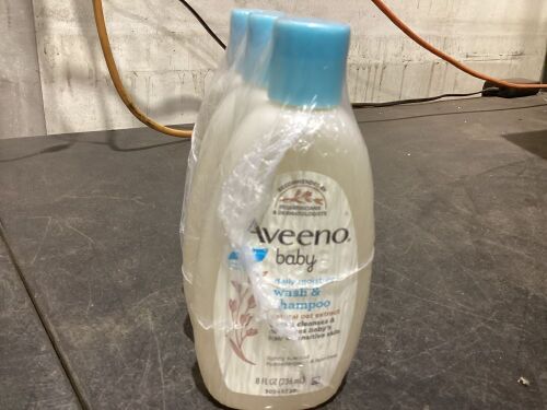 Lot of (3) Aveeno Baby Daily Moisture Gentle Body Wash & Shampoo with Oat Extract, 8 oz  - Lot 829