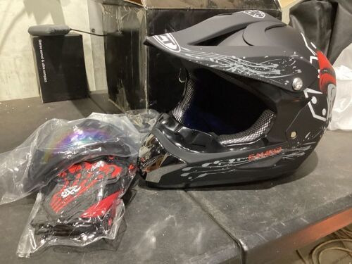 Motocross Helmet, Goggles & Gloves, Large  - Lot 459