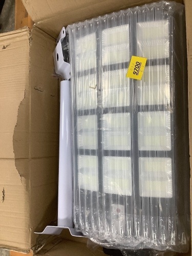 Outdoor Security Light with Solar Panel - Lot 9700