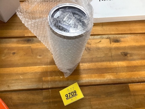 Box of 20 White Tumblers - Lot 9709