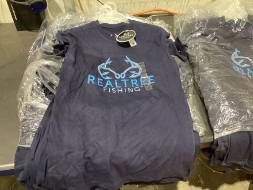 Lot of (12) RealTree Fishing T Shirt, Multiple Sizes - Lot 553