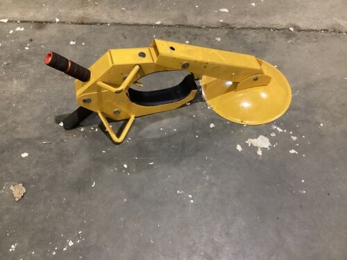Wheel Lock Parking Boot - No Key  - Lot 672