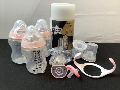 Tommee Tippee Baby Bottles & Warmer - Lot 131