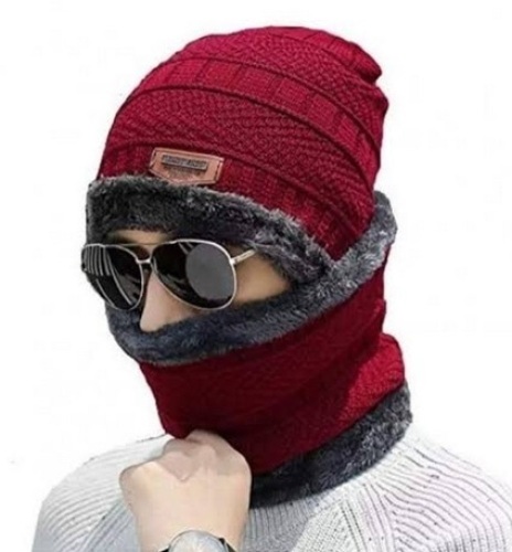 Set of 4 Winter Caps & Neck Warmers - Lot 219