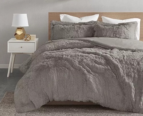 Intelligent Design Leena Shaggy Fur Duvet Cover Set, Full/Queen - Lot 238