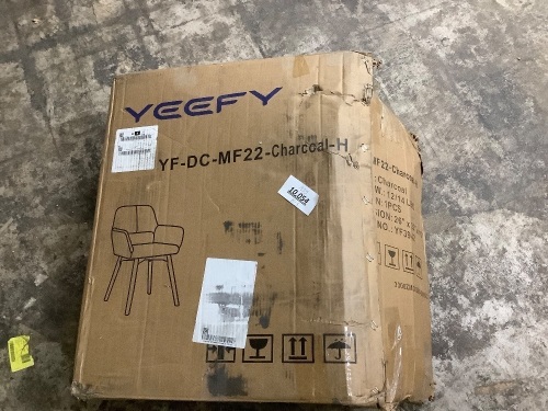 Yeefy Arm Chair - Lot 10054
