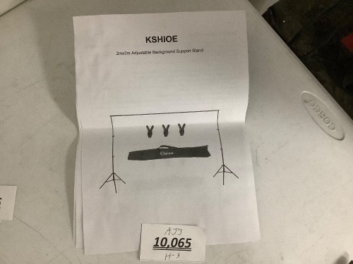 Kshioe Background Support Chair - Lot 10065