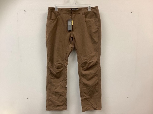 Under Armour Mens Pants, 38x32, E-Commerce Return, Has an Iron Burn, Sold as is - Lot 347