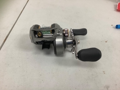 Pro Qualifier Baitcast Reel, E-Commerce Return, Sold as is - Lot 28