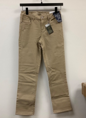 Natural Reflections Ladies Pants, 6, Appears New, Sold as is - Lot 414