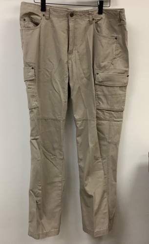 RedHead Mens Pants, 40x32, Appears New, Sold as is - Lot 403