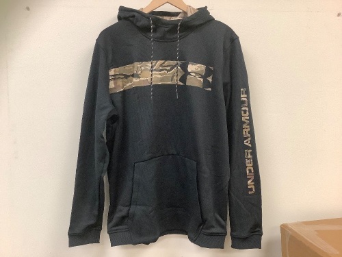 Under Armour Hoodie, L, Appears New, Sold as is - Lot 469