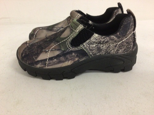 Outdoor Kids Camo Moc 12M, Appears New, Sold As-is - Lot 251