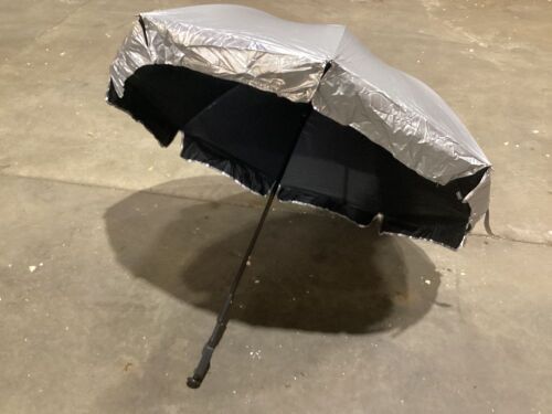 G4Free Clamp On Outdoor Beach Umbrella  - Lot 800