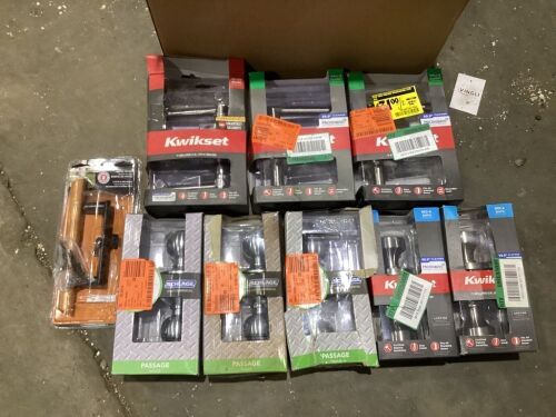 Lot of Mixed Condition Door Handles  - Lot 1167