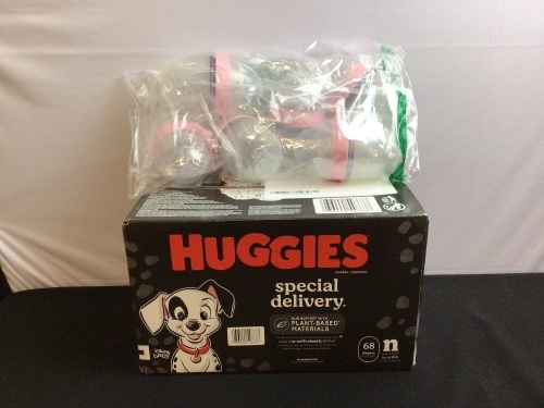 Huggies Newborn Diapers & Como Tomo Silicone Bottles - Lot 29