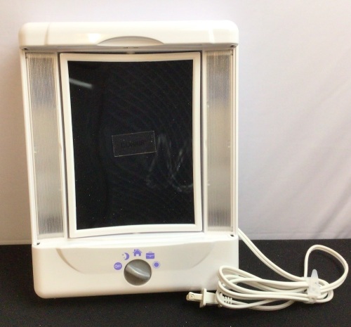 Conair Lighted Magnification Mirror - Lot 260