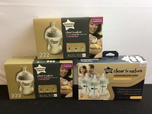 Bundle of Misc Tommee Tippee Baby Bottles - Lot 262