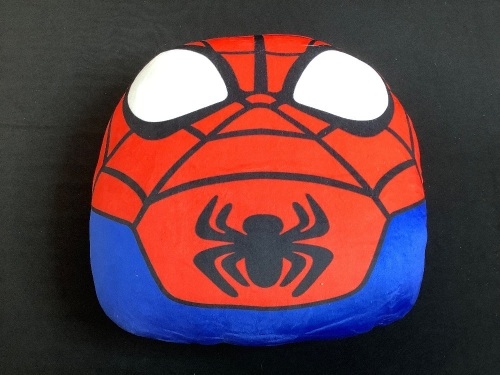 Spiderman Pillow - Lot 460