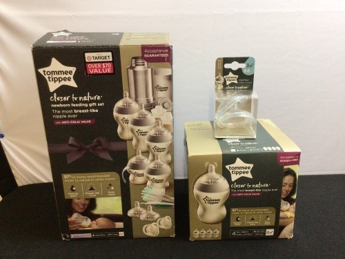 Bundle of Misc Tommee Tippee Baby Bottles - Lot 472