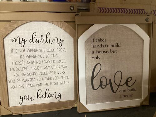 Case of (4) Home Decor Plaques - Lot 682