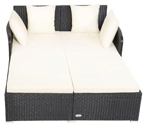 Plastic Rattan Outdoor DayBed with Beige Cushions - Lot 41
