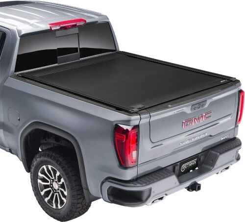 RetraxONE XR Retractable Tonneau Cover, fits 2015-2022 Chevy/GMC Colorado/Canyon 5' 3" Bed - Missing Rail Box, See Pics - Lot 646