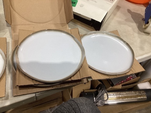 Stoneware Reactive Glaze Dinner Plates, 4 pc - 2 Plates Chipped  - Lot 558