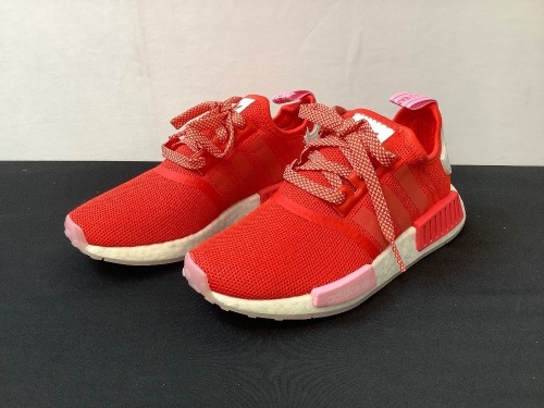 Womens Adidas Shoes, 5 - Lot 144