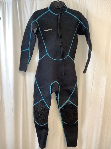 Seaskin Full Body Wetsuit, XS - Lot 368