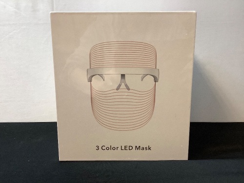 LED Light Therapy Face Mask - Lot 111