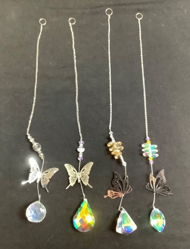 Set of 4 Crystal Suncatchers - Lot 269