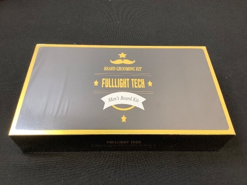 FullLight Tech Beard Grooming Kit - Lot 427
