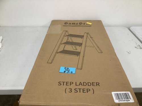Step Ladder (3-Step) - Lot 489