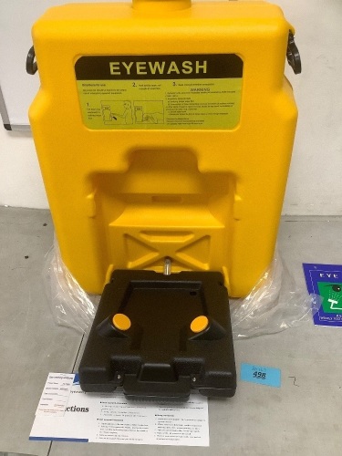 Portable Eye Wash Station - Lot 498