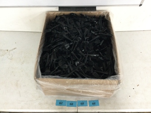 Box of 2000 Plastic Forks - Lot 629