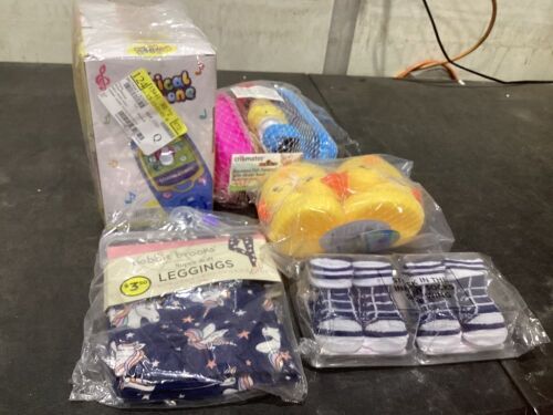 Lot of Baby Items  - Lot 442