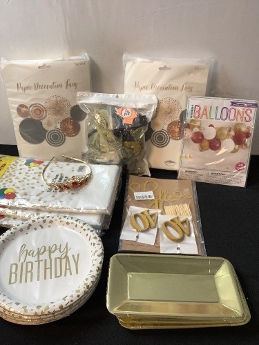 Misc Party Supplies Bundle - Lot 59