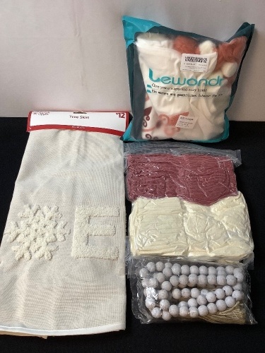 Misc Christmas Bundle - Lot 82