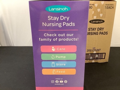 Lansinoh Stay Dry Nursing Pads, 200ct - Lot 351
