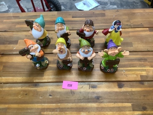 Snow White Garden Display Set - Lot 998