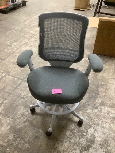 BOLISS Office Chair - Lot 1075