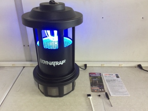 DynaTrap Insect and Mosquito Trap AtraktaGlo Light  - Lot 561