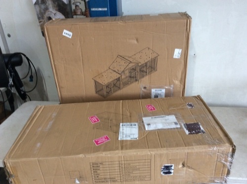 Lot of (2) Rabbit Hutches - Lot 766