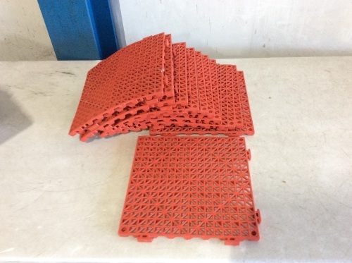 Modular Interlocking Cushion Floor Tile Mats, 12 Pack  - Lot 1047