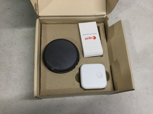 august Smart Lock Pro + Connect Hub,  Zwave, Home Kit & Alexa Compatible   - Lot 136