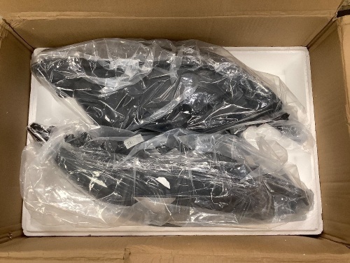 Set of 2 TOYOTA CAMRY 2009-2011 Head Lamps - Lot 227