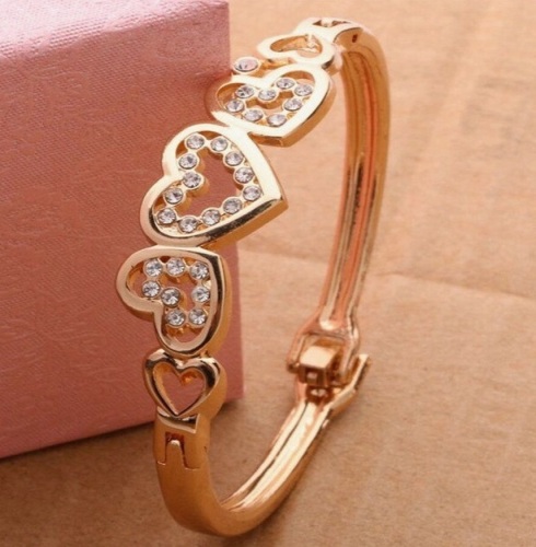 Lot of (6) Womens Fashion Heart Bangles - Lot 506
